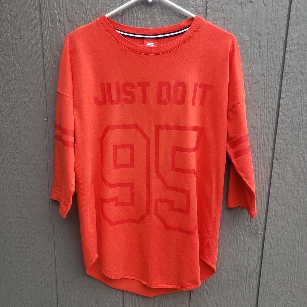 Nike 3/4 Sleeve Top
